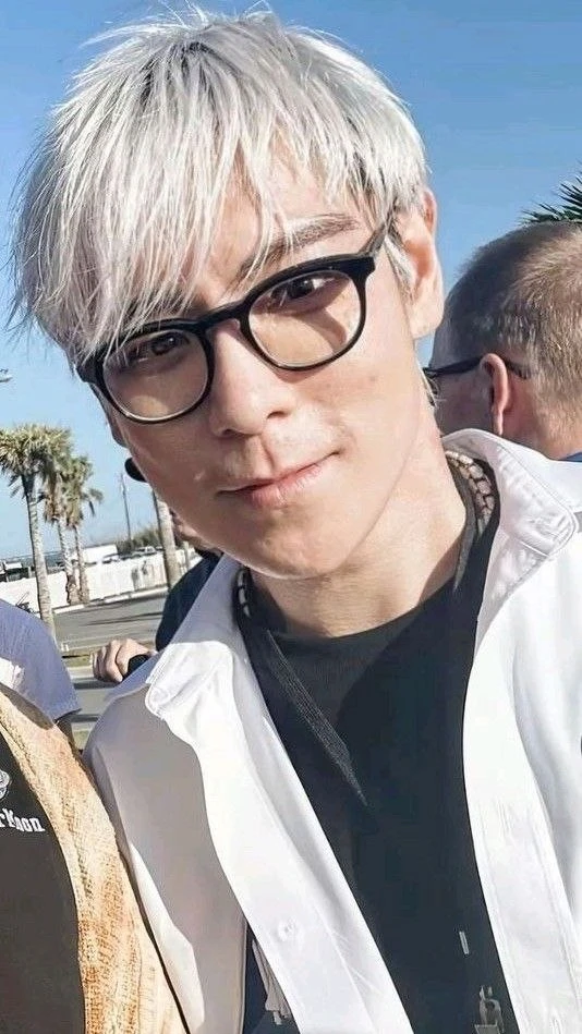 ✨ T.O.P (Choi Seunghyun) thumbnail