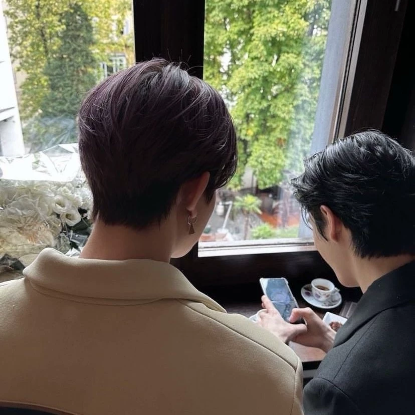Lee heeseung thumbnail