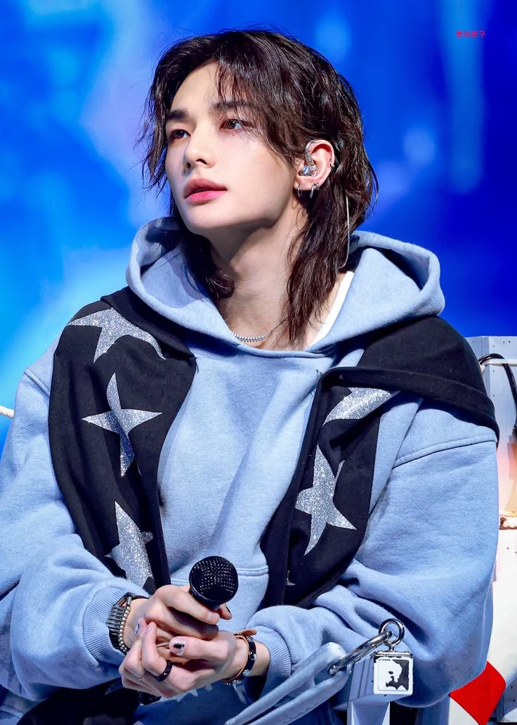Hyunjin thumbnail