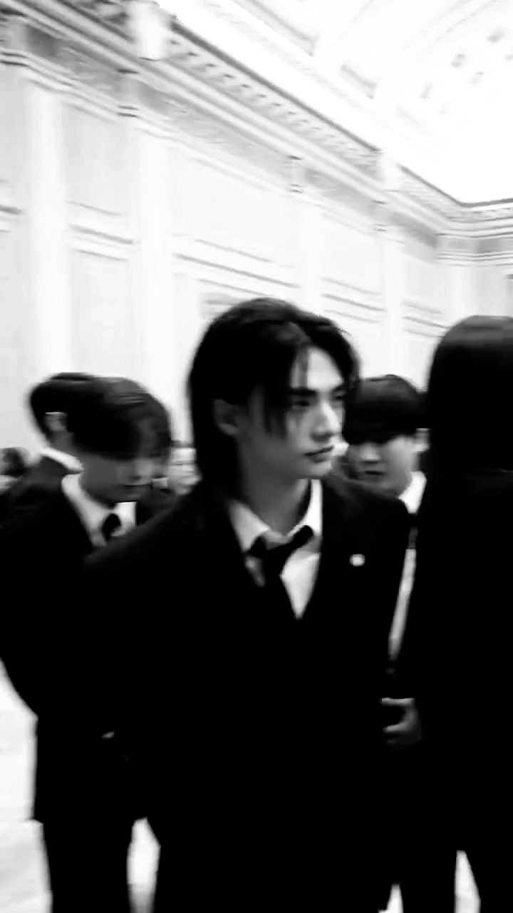 Hwang, Hyunjin. thumbnail