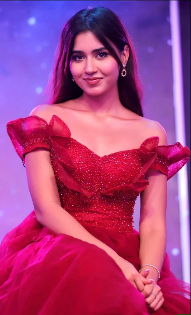 Akanksha Chaudhary thumbnail