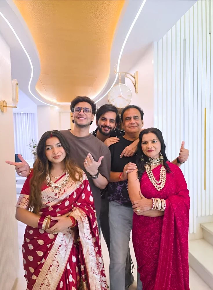 Malhan Family thumbnail