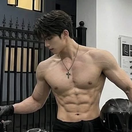 Alex thumbnail