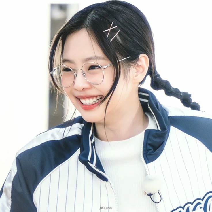 JENNIE KIM thumbnail