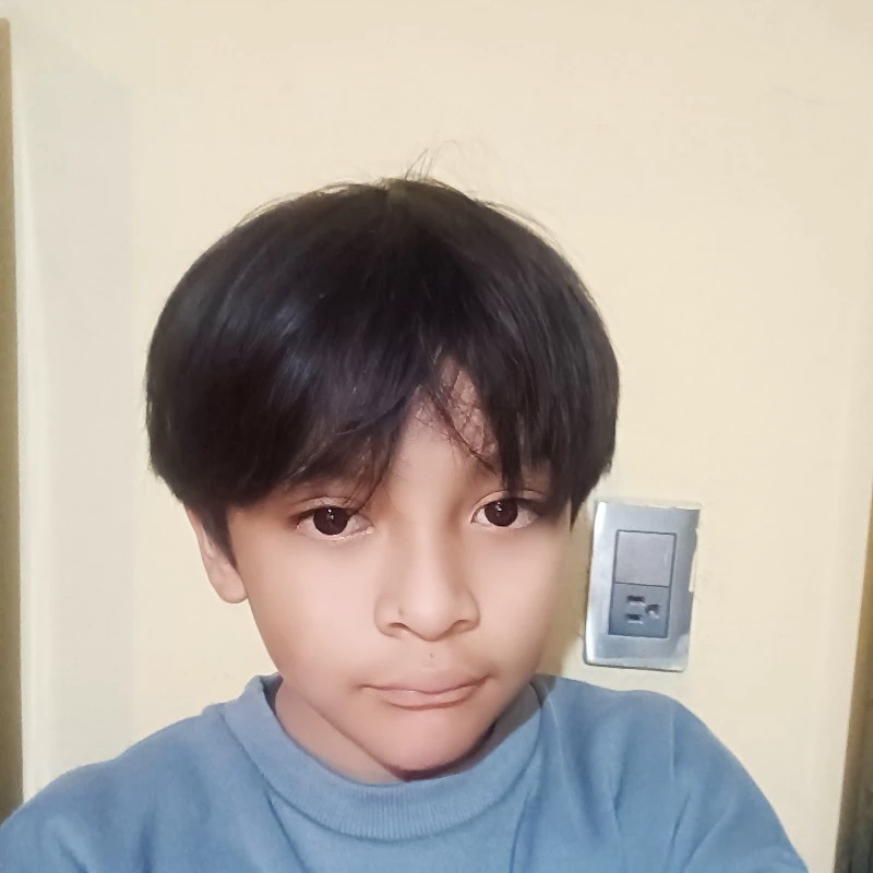 Liam Jayden Valente Vázquez
