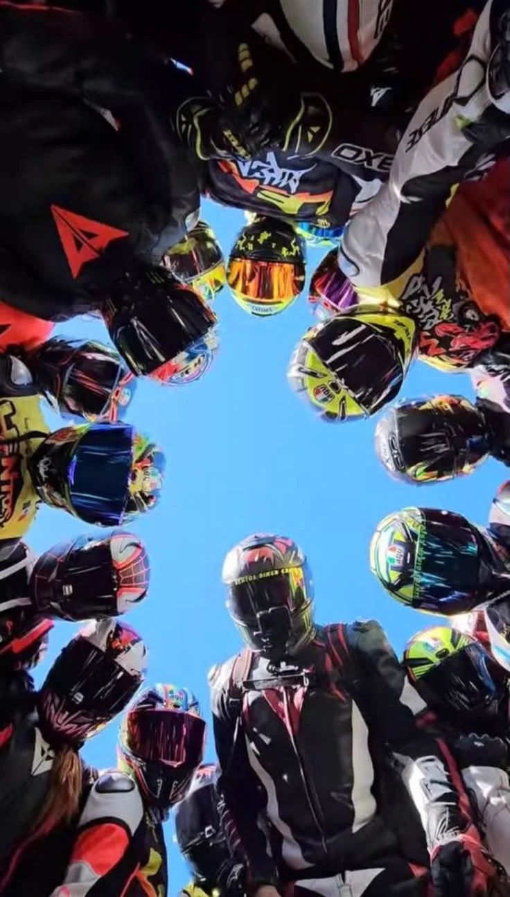 Your group of 14 bikers.. thumbnail