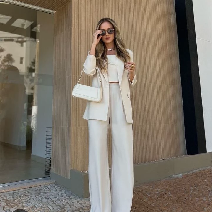 Luisa Sánchez / lesbiana/ novia virtual.  thumbnail