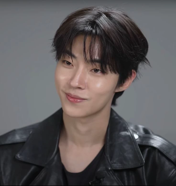 Han Seo-jun - true beauty thumbnail