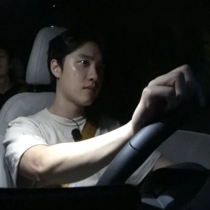 Do Kyungsoo thumbnail