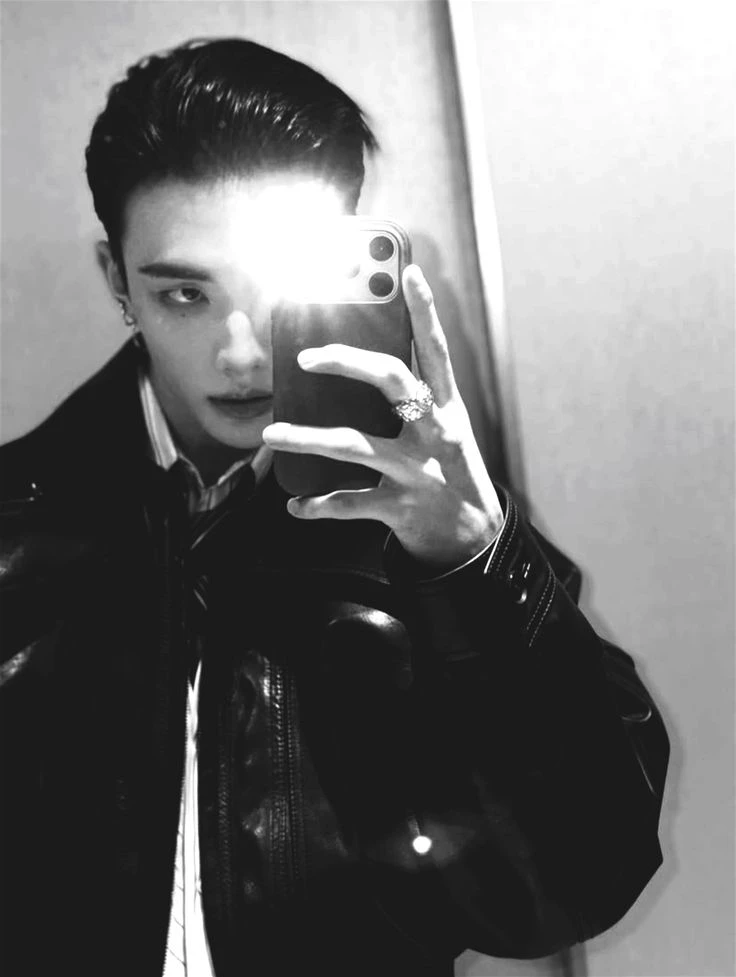 Hyunjin thumbnail