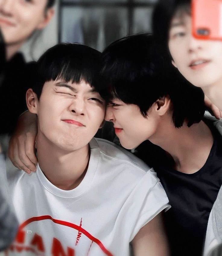 Suho and Sieun (Polyamory) thumbnail