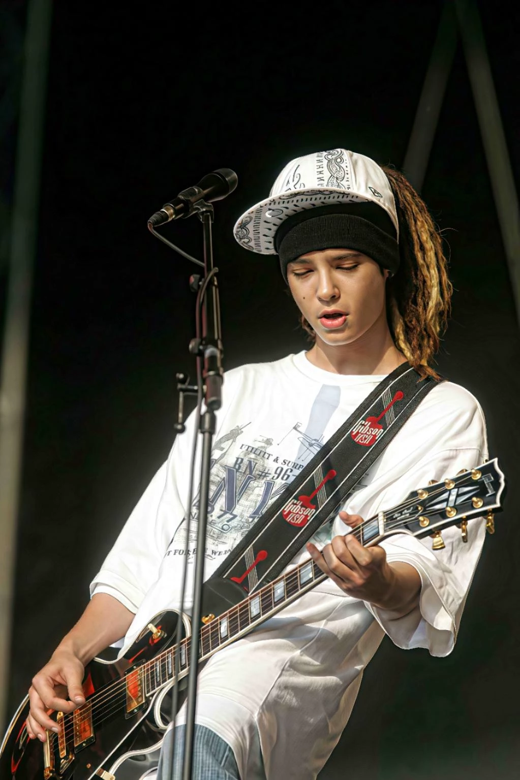 tom kaulitz - enemy thumbnail