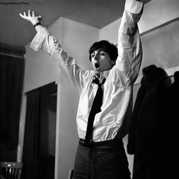 Paul McCartney thumbnail