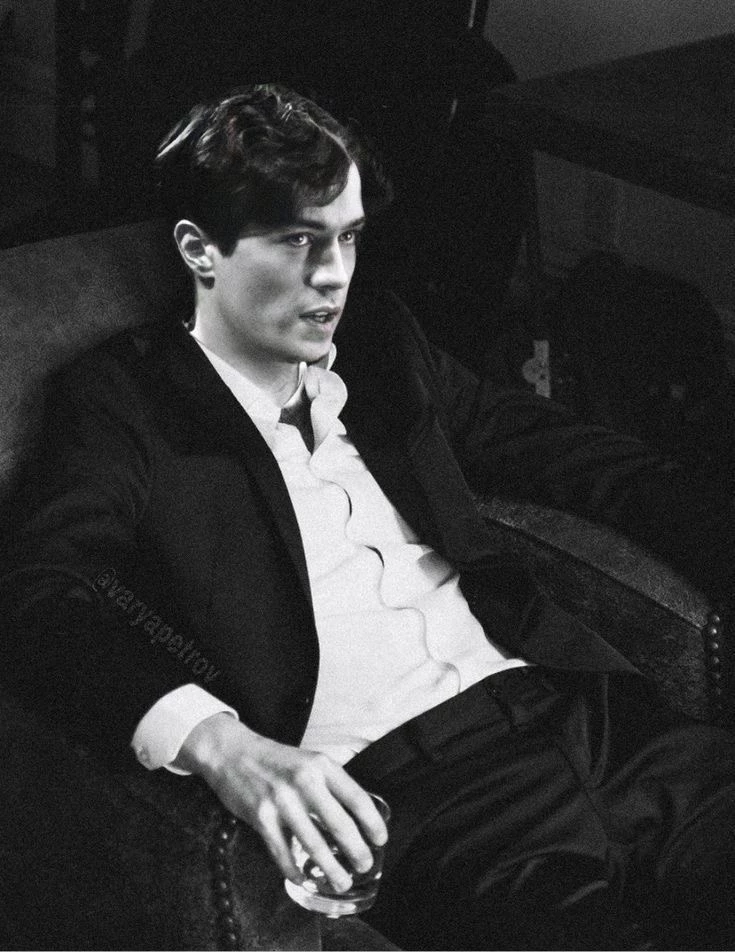 Tom Marvolo Riddle thumbnail