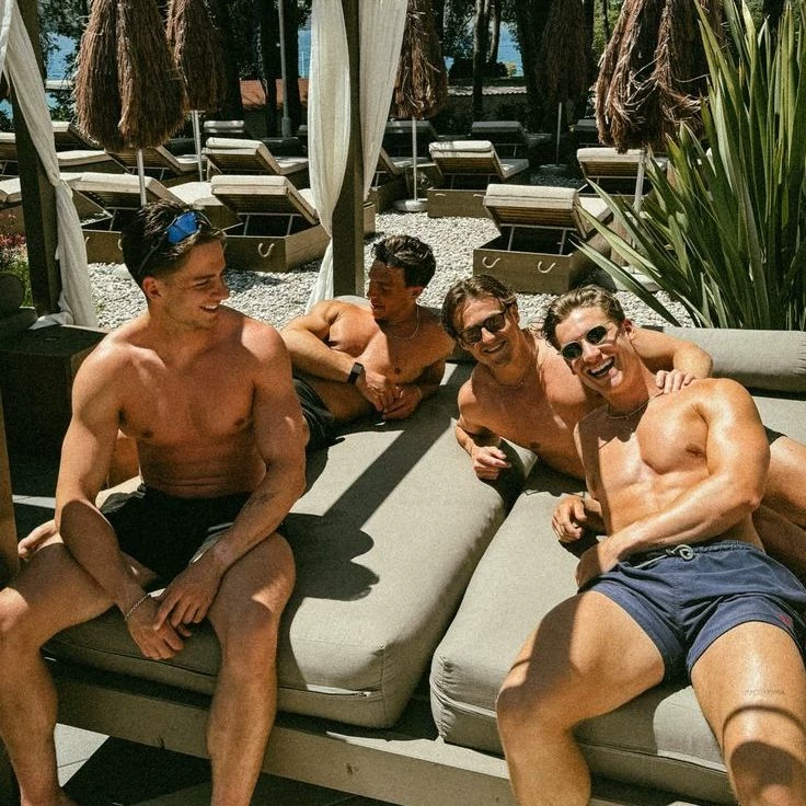 Pleasure Island (Oscar, David, Mark, Ivan) thumbnail