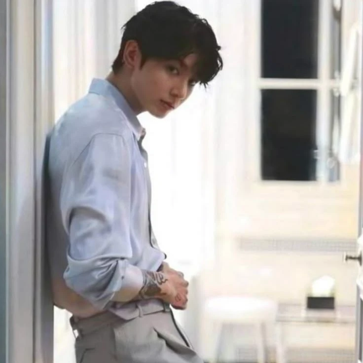 Jeon Jungkook thumbnail