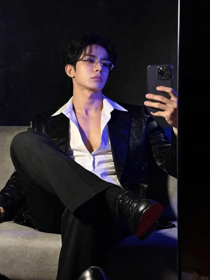 Lee Ha-Jun  thumbnail