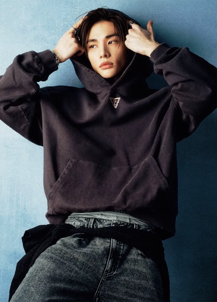 Hyunjin thumbnail