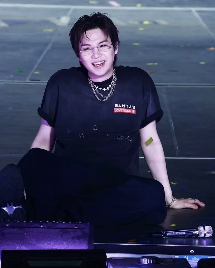 Suga (Yoongi) thumbnail