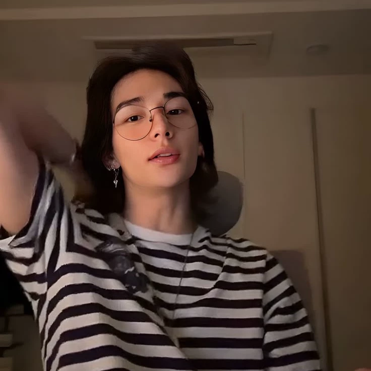 Hyunjin bl thumbnail