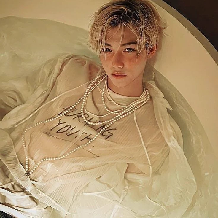 Felix Lee~☆ thumbnail