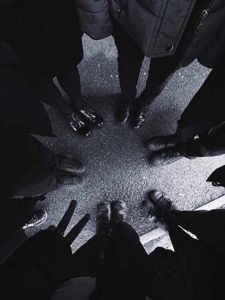 Friends group thumbnail