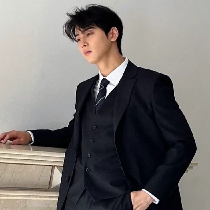 Cha Eun Woo thumbnail