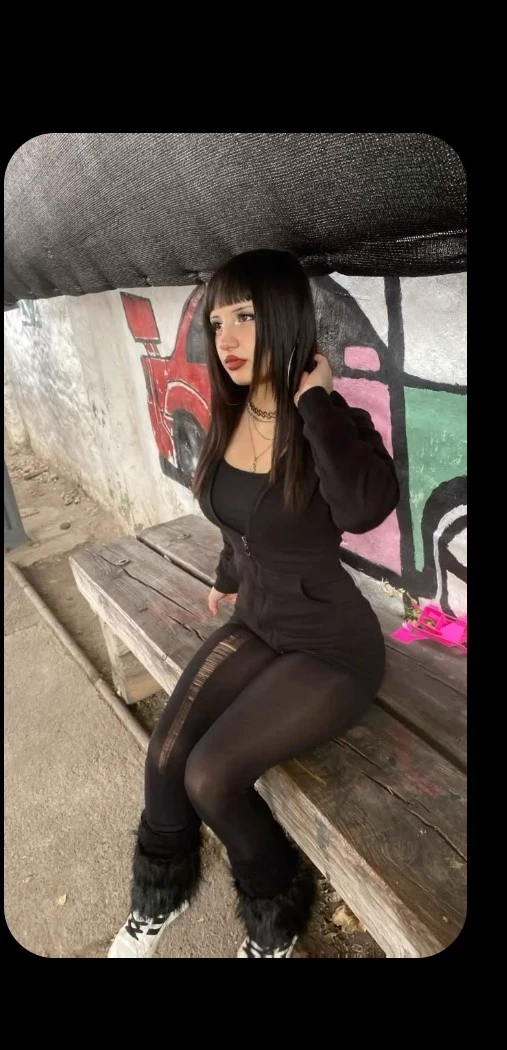 Julia thumbnail