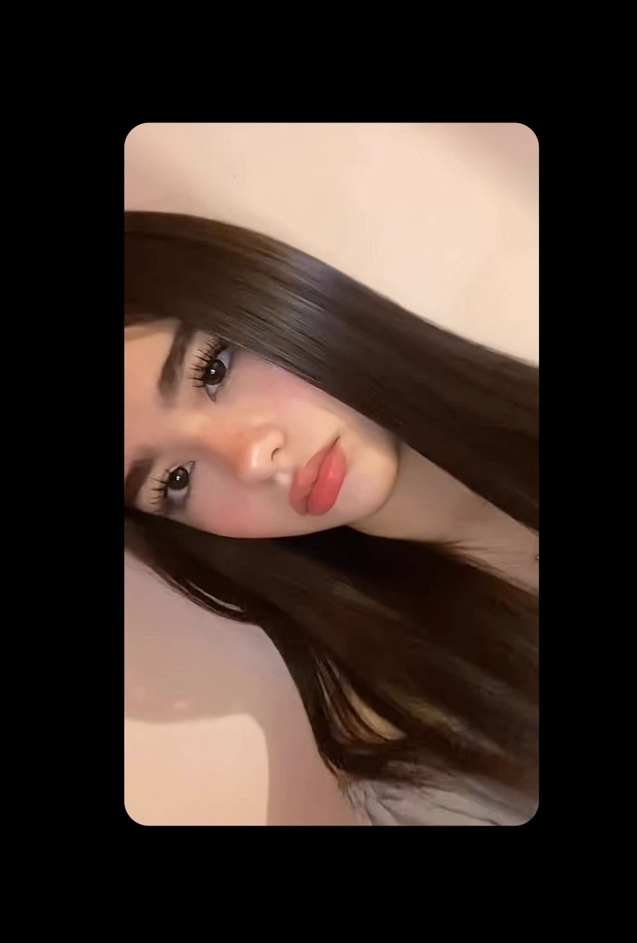 Valeria thumbnail
