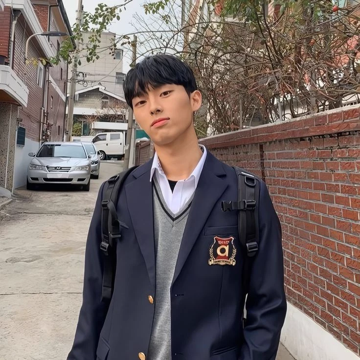 Choi Hyun-wook thumbnail