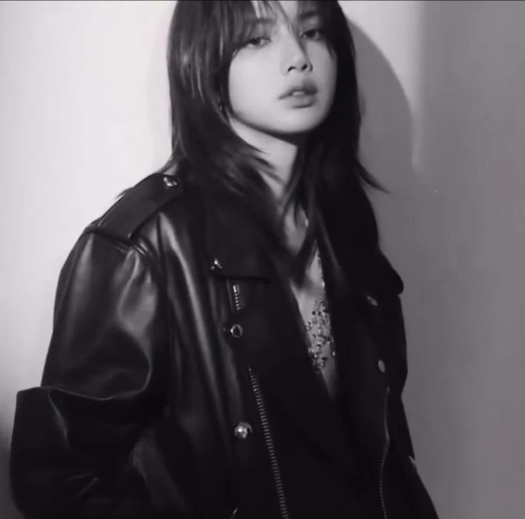 lalisa manoban thumbnail