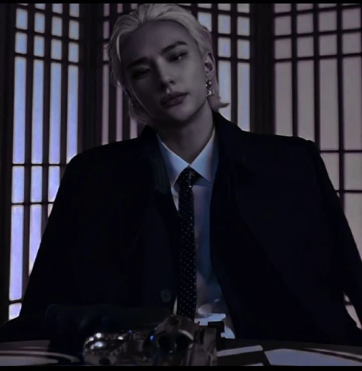 Hyunjin (Mafia boss) thumbnail