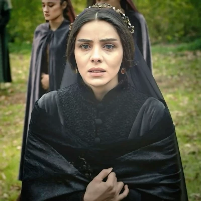Sultan Suleiman and his Haseki Hurren sultan and you are Mahidevran Gulbahar Hatun thumbnail