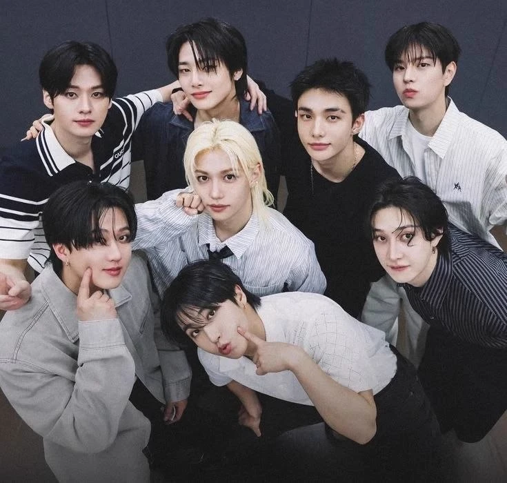 Stray Kids thumbnail
