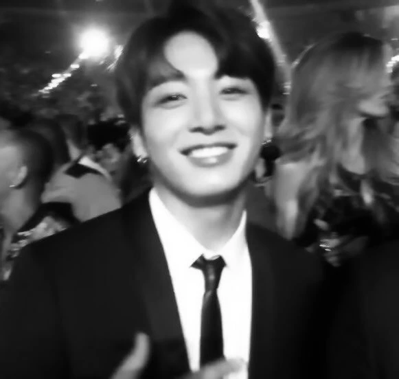 Jeon Jungkook thumbnail