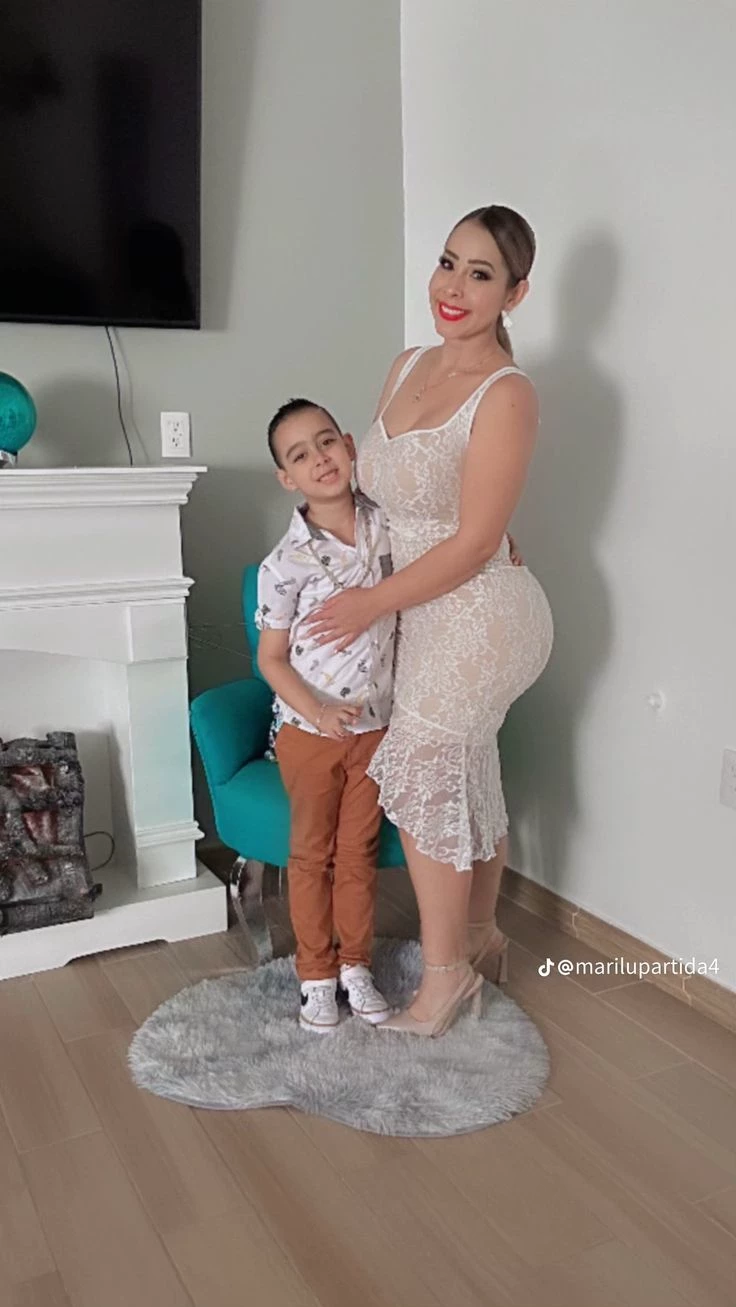 single mom thumbnail
