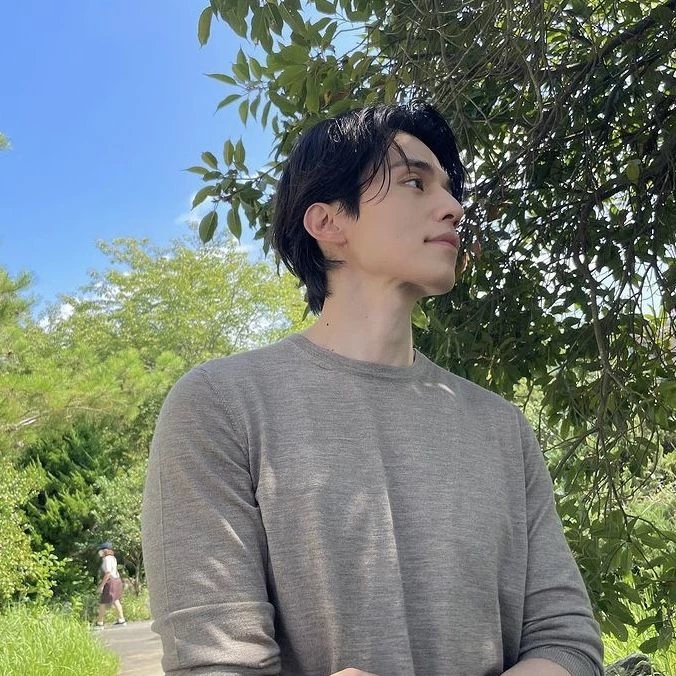 Lee Dong Wook thumbnail