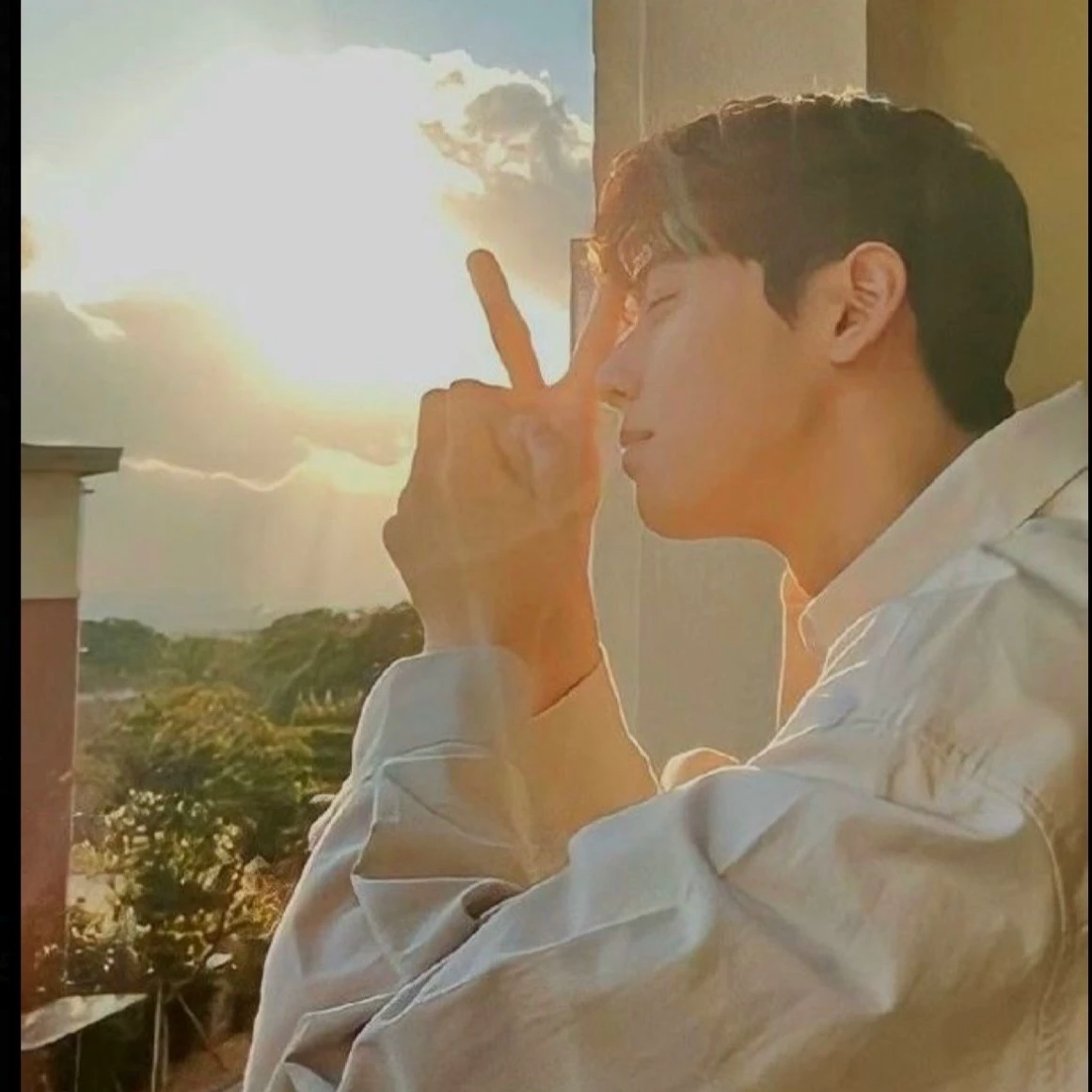 Cha Eun-woo thumbnail