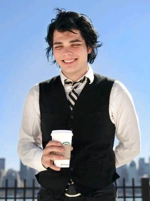 Gerard Way thumbnail