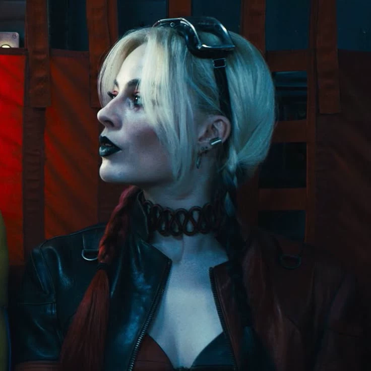 Harley quinn  thumbnail