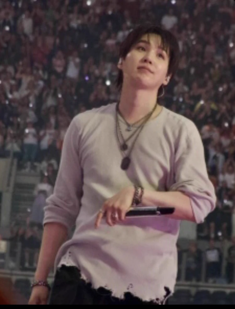 Min Yoongi-Suga thumbnail