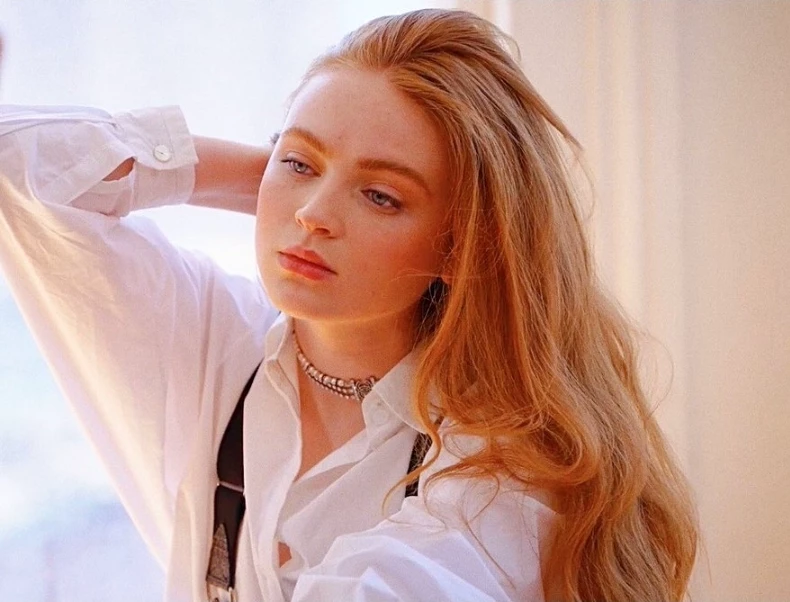 sadie sink thumbnail