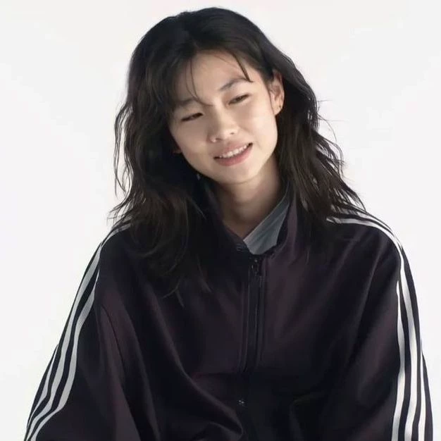 Kang Sae-byeok thumbnail