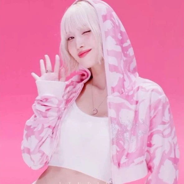 🌸.•★~momo~★•.🌸