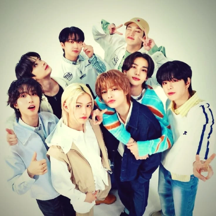 Stray Kids thumbnail