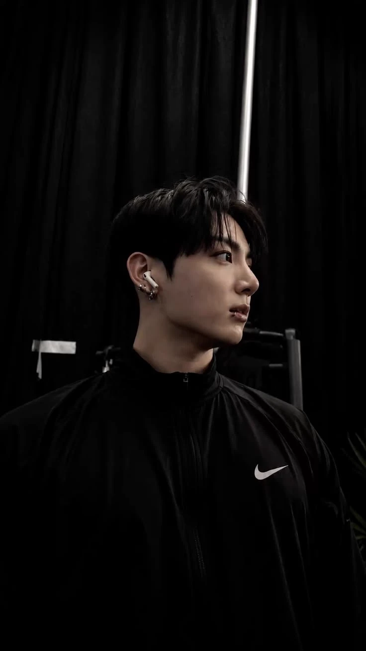 Jeon Jungkook thumbnail