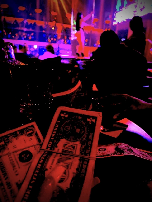 Hybrid nightclub {BL/GL} 🏳️‍🌈 thumbnail