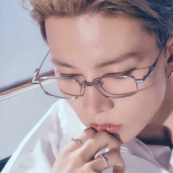 Heeseung thumbnail