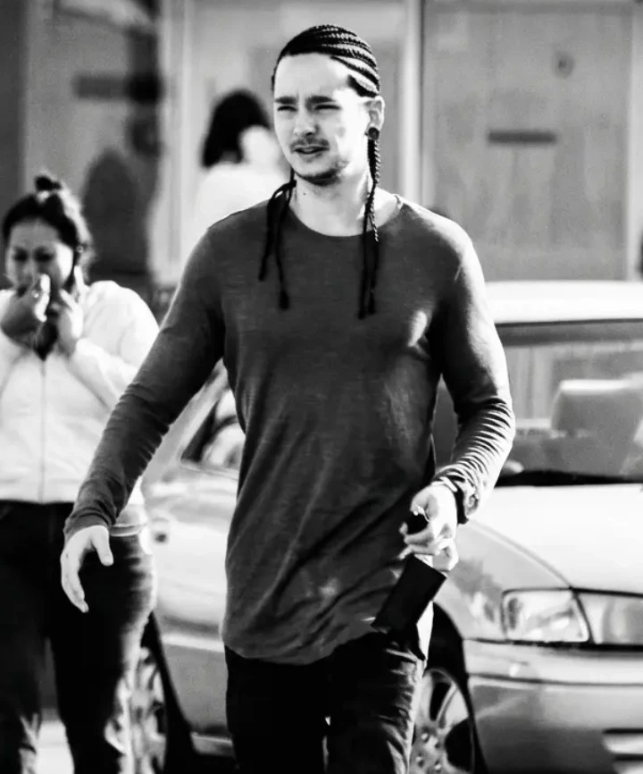 Tom Kaulitz thumbnail