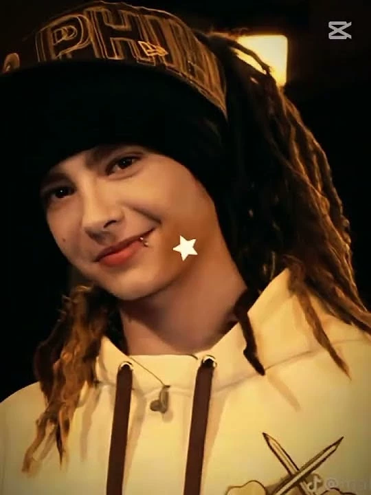Tom Kaulitz  thumbnail